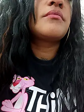 Snapshot of Michelle_Brito1 chatting on 03-07-25, 11:05 Michelle Brito1 online show from 03-07-25, 11:05