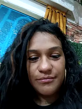 Snapshot of Michelle_Brito1 chatting on 03-12-25, 11:44 Michelle Brito1 online show from 03-12-25, 11:44