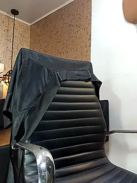 Snapshot of Michelle_Brito1 chatting on 03-21-25, 01:12 Michelle Brito1 online show from 03-21-25, 01:12