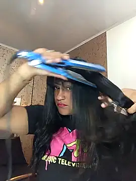 Snapshot of Michelle_Brito1 chatting on 09-29-25, 08:13 Michelle Brito1 online show from 09-29-25, 08:13