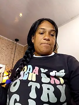 Michelle Brito1 online show from 11-16-25, 08:36