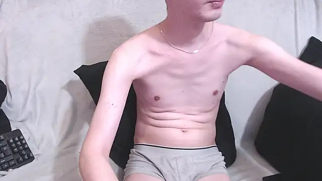 qustci-couple online show from 02-17-25, 06:09