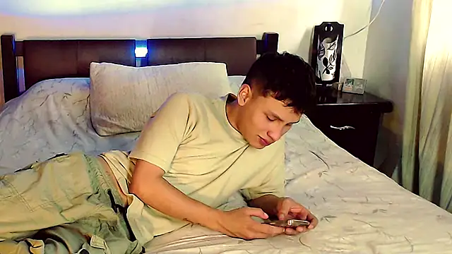 Snapshot of pipeynick chatting on 12-06-24, 09:02 pipeynick online show from 12-06-24, 09:02