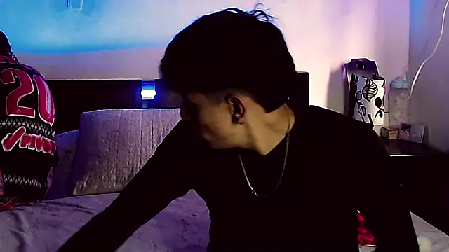 Snapshot of pipeynick chatting on 12-23-24, 09:51 pipeynick online show from 12-23-24, 09:51