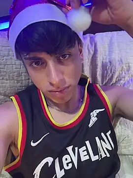 Snapshot of pipeynick chatting on 12-27-24, 08:39 pipeynick online show from 12-27-24, 08:39