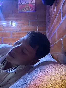 Snapshot of pipeynick chatting on 09-22-25, 04:03 pipeynick online show from 09-22-25, 04:03