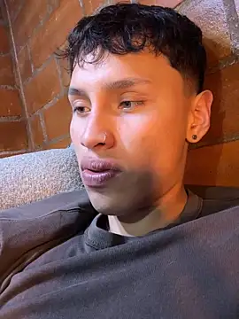 Snapshot of pipeynick chatting on 10-10-25, 01:26 pipeynick online show from 10-10-25, 01:26