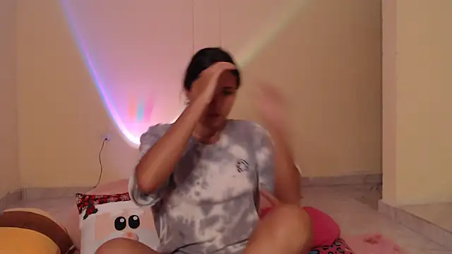 Snapshot of _maiahairy_ chatting on 12-10-24, 10:47  maiahairy  online show from 12-10-24, 10:47