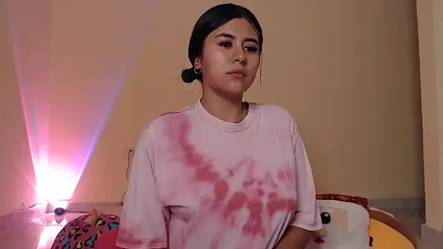 Snapshot of _maiahairy_ chatting on 12-26-24, 11:03  maiahairy  online show from 12-26-24, 11:03