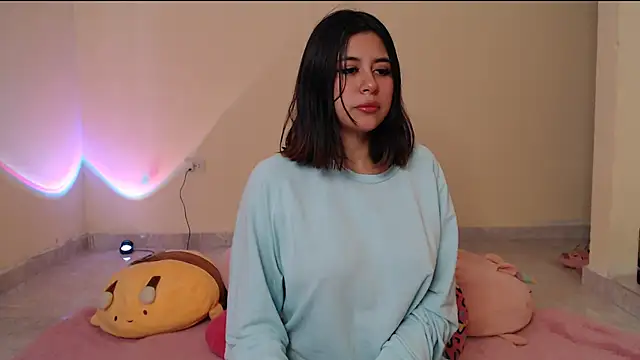 Snapshot of _maiahairy_ chatting on 01-22-25, 12:06  maiahairy  online show from 01-22-25, 12:06