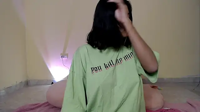 Snapshot of _maiahairy_ chatting on 01-24-25, 11:48  maiahairy  online show from 01-24-25, 11:48