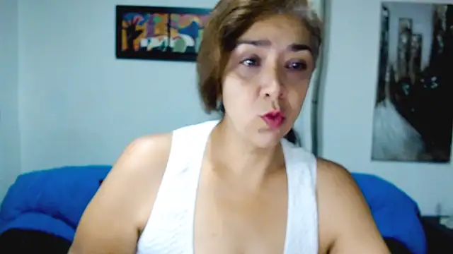 sarethdeivy  online show from 11-28-25, 09:12