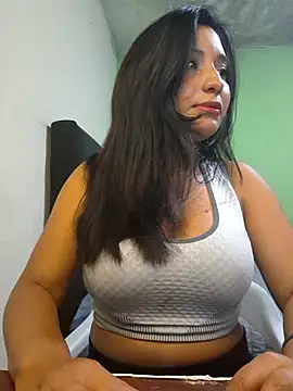 Snapshot of yuliparis chatting on 12-09-24, 11:56 yuliparis online show from 12-09-24, 11:56