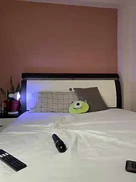 Snapshot of SOFIASWEETSECRETT chatting on 11-27-25, 11:12 SOFIASWEETSECRETT online show from 11-27-25, 11:12