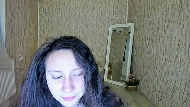 AishaRouhi online show from 01-13-25, 05:23