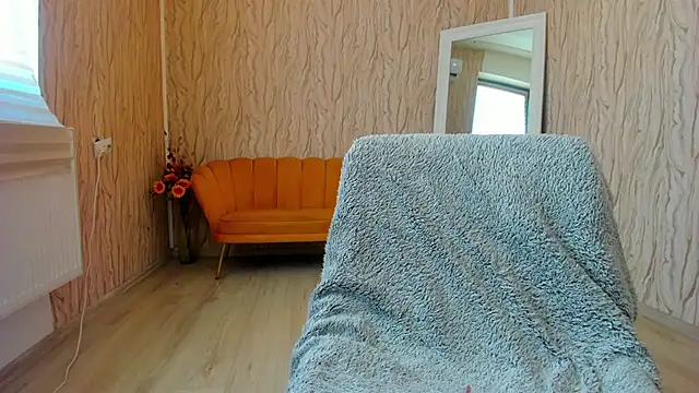 AishaRouhi online show from 03-20-25, 06:30