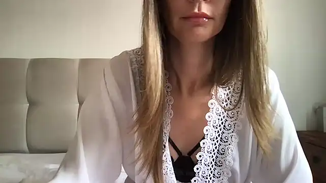 paolajonez online show from 12-05-24, 02:22