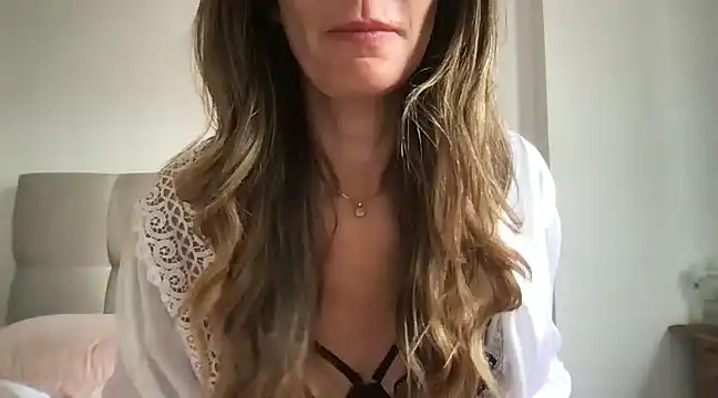 paolajonez online show from 01-09-25, 01:13