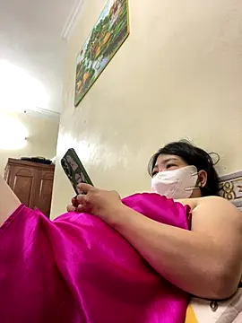 Hachi Sweetbabie  online show from 10-19-25, 12:11