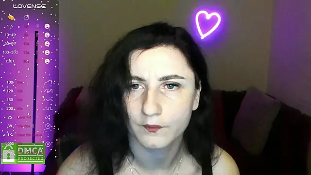 Muse kitty jenia online show from 11-25-25, 06:30