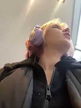 Baby  Naughty online show from 01-08-25, 09:10