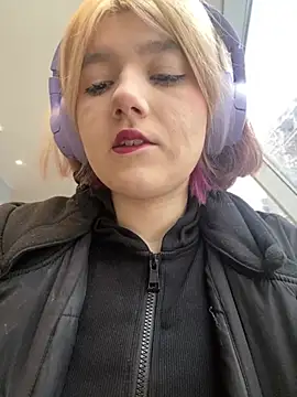 Baby  Naughty online show from 01-13-25, 09:08