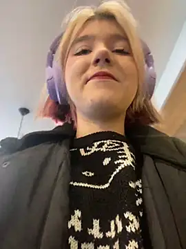 Baby  Naughty online show from 01-25-25, 08:10