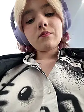 Baby  Naughty online show from 02-04-25, 11:16