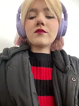 Baby  Naughty online show from 02-08-25, 08:20