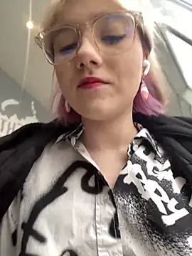 Baby  Naughty online show from 02-12-25, 09:10