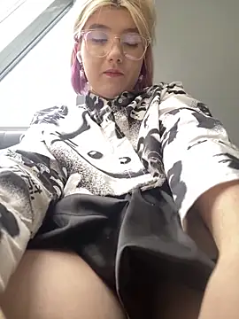 Baby  Naughty online show from 02-13-25, 11:17