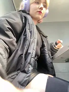 Baby  Naughty online show from 03-09-25, 02:10