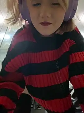 Baby  Naughty online show from 03-19-25, 11:17