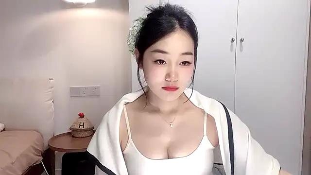 cloud8822 online show from 04-23-26, 01:02