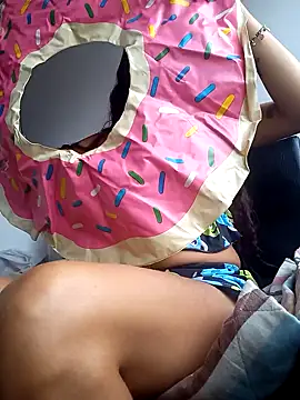 Snapshot of samy_dance chatting on 02-05-25, 12:17 samy dance online show from 02-05-25, 12:17