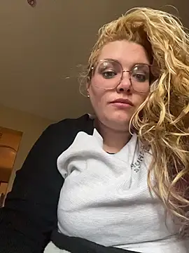 Lalalynn online show from 03-03-26, 03:40