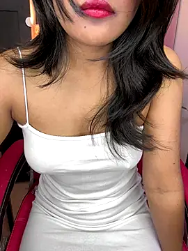 LeisyXO online show from 01-05-26, 07:06