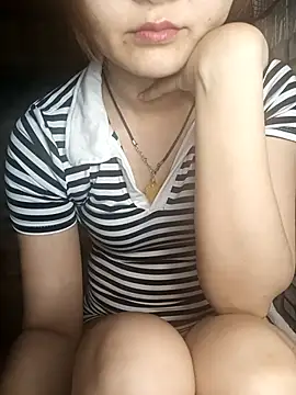 Snapshot of Girl20sexy chatting on 02-19-25, 04:22 Girl20sexy online show from 02-19-25, 04:22