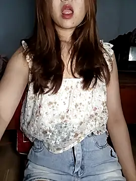 Snapshot of Girl20sexy chatting on 10-16-25, 05:03 Girl20sexy online show from 10-16-25, 05:03