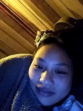 trieungoclnt online show from 12-18-24, 04:06