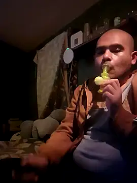 Snapshot of JooveyRose chatting on 01-16-25, 12:55 JooveyRose online show from 01-16-25, 12:55