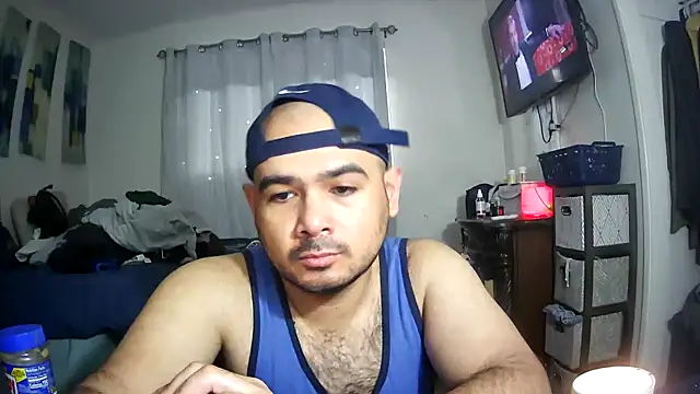 Snapshot of JooveyRose chatting on 03-21-25, 05:45 JooveyRose online show from 03-21-25, 05:45