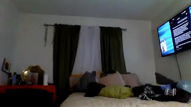 Snapshot of JooveyRose chatting on 09-24-25, 01:20 JooveyRose online show from 09-24-25, 01:20