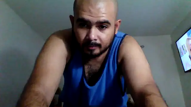 Snapshot of JooveyRose chatting on 09-26-25, 01:42 JooveyRose online show from 09-26-25, 01:42