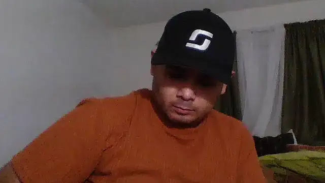 Snapshot of JooveyRose chatting on 10-01-25, 03:12 JooveyRose online show from 10-01-25, 03:12