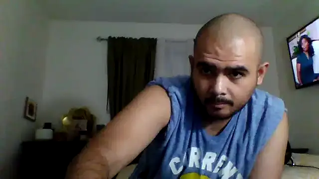 Snapshot of JooveyRose chatting on 10-12-25, 02:54 JooveyRose online show from 10-12-25, 02:54