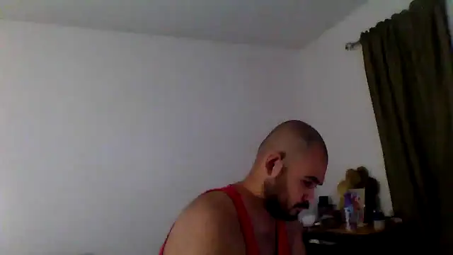 Snapshot of JooveyRose chatting on 10-24-25, 02:02 JooveyRose online show from 10-24-25, 02:02