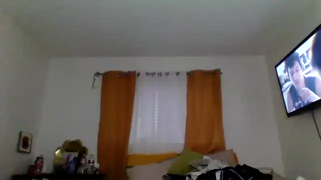Snapshot of JooveyRose chatting on 11-20-25, 07:24 JooveyRose online show from 11-20-25, 07:24