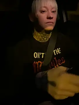 poussichienne online show from 03-03-26, 04:18