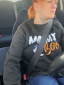 poussichienne online show from 03-24-26, 11:48